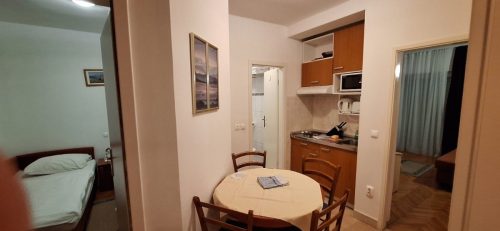 IMG-b255e1e78dbaf50e63cf1f33c51be019-V